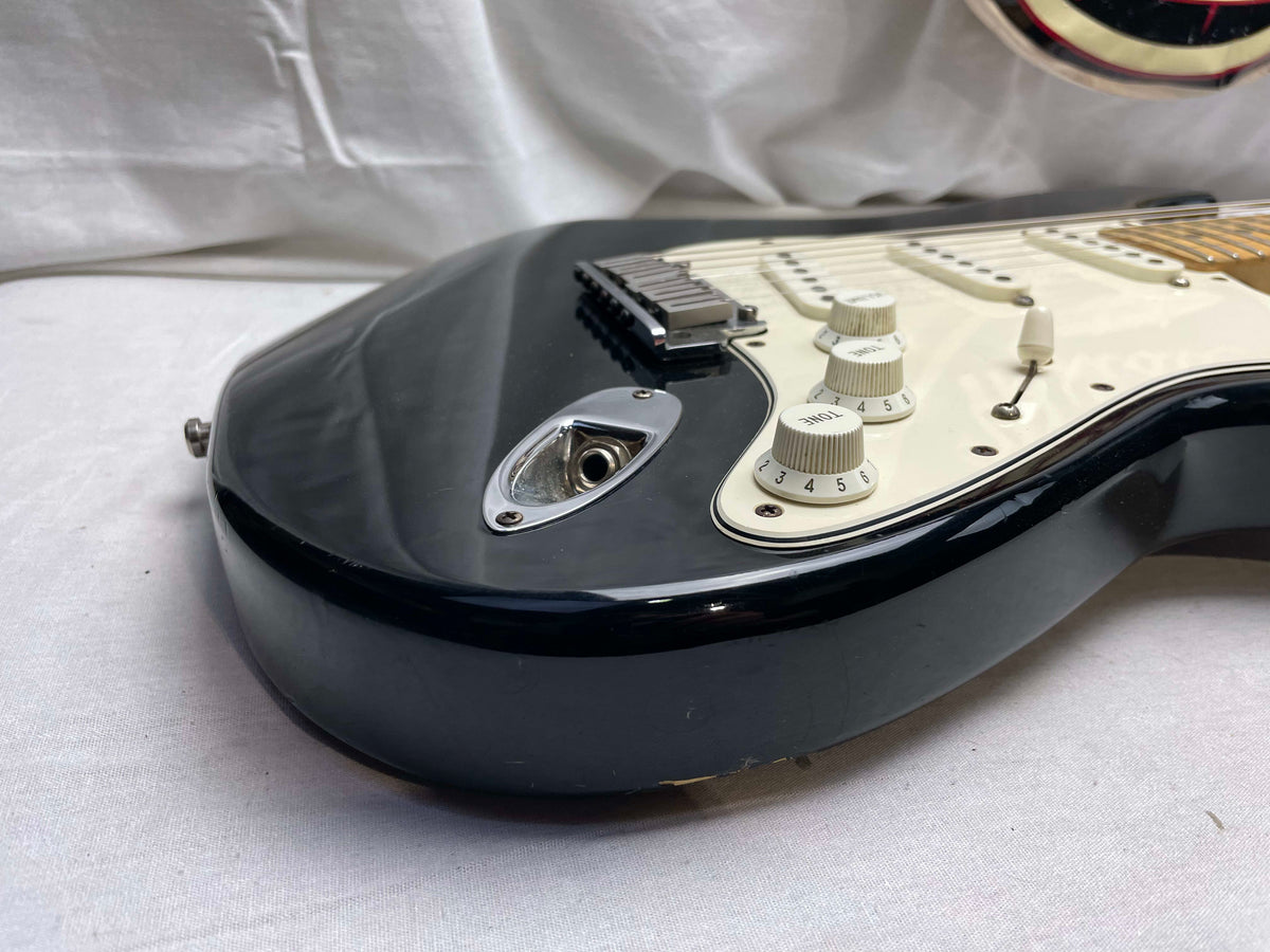 Fender American Standard Stratocaster Guitar 1993 - Black / Maple neck