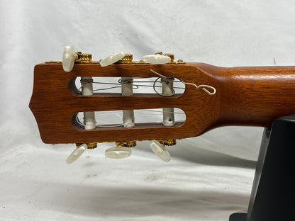 La Patrie (Godin) Motif Classical Acoustic Guitar