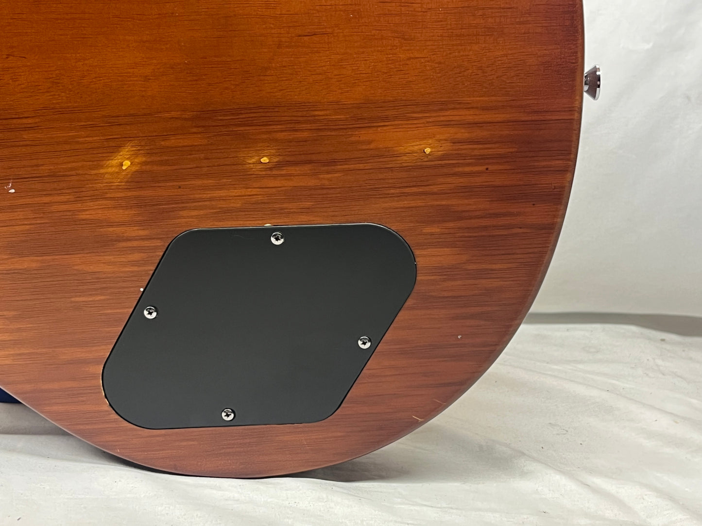 IYV ILS-300D Singlecut LP-Style Electric Guitar