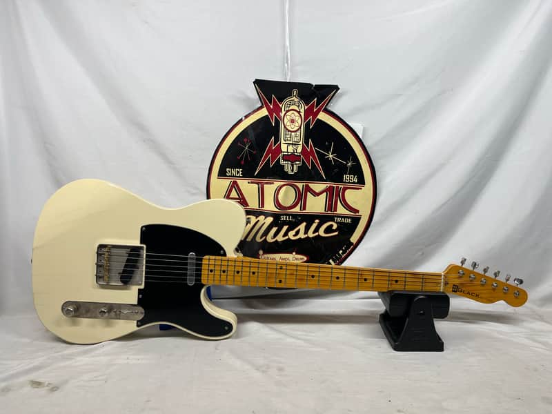 22 Black Guitars T-Style Singlecut Electric Guitar