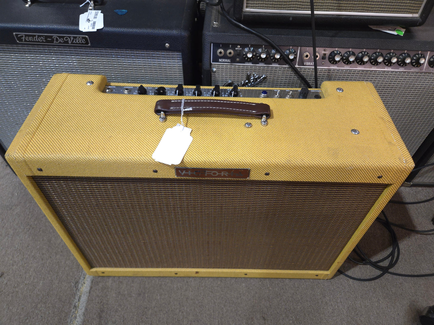 Victoria 80212-T 2x12" Combo Amp - Local Pickup Only