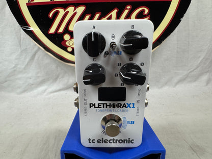 TC Electronic Plethora X1 Guitar Multi-Effects Pedal