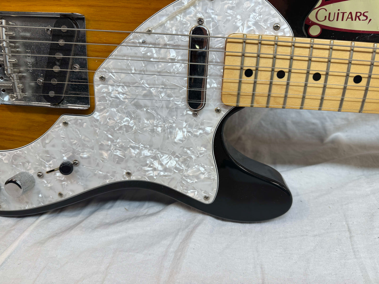 Fender Classic Series '69 Telecaster Thinline Guitar with Case 2009 - 3-Color Sunburst / Maple neck