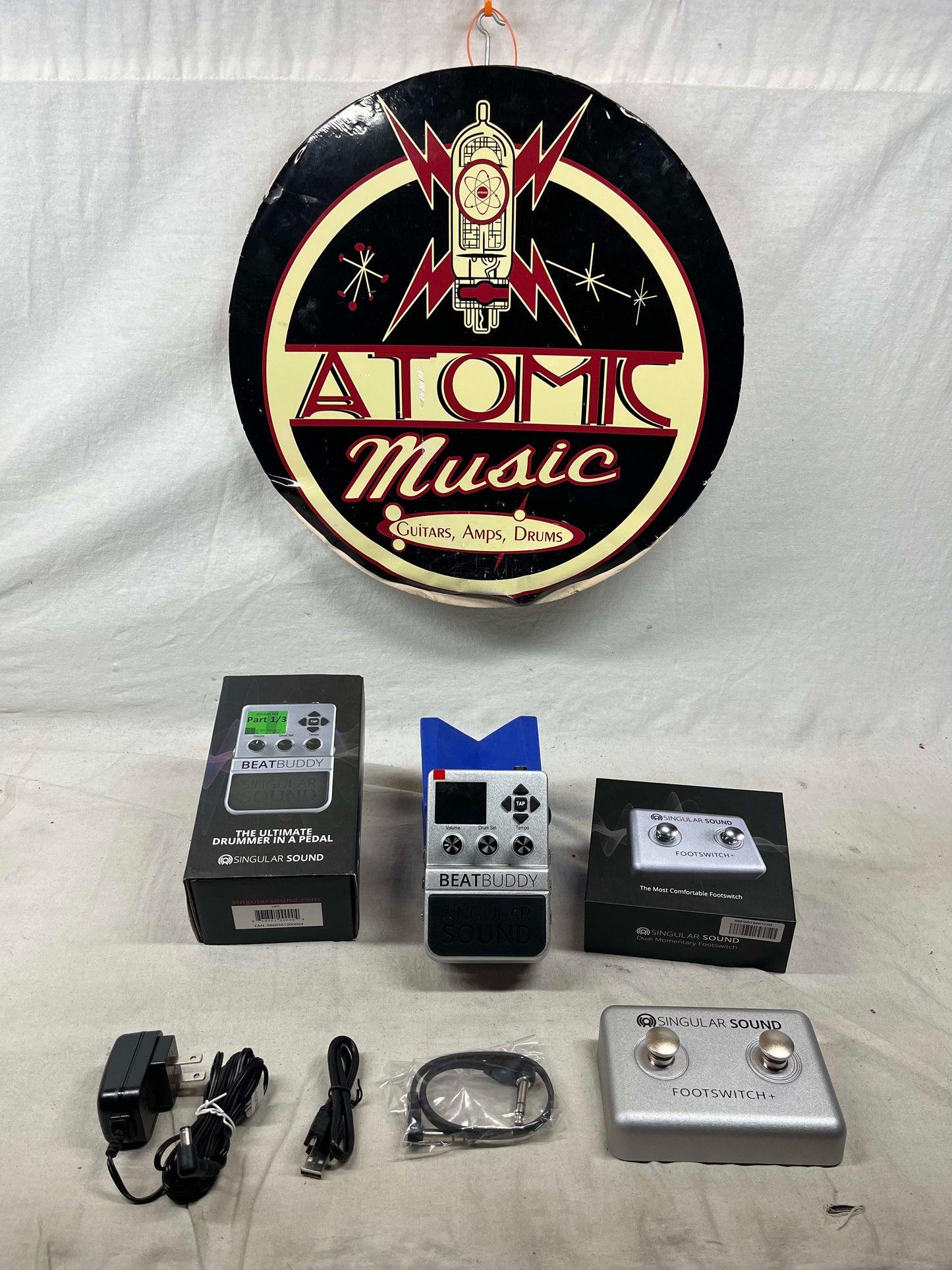 Singular Sound BeatBuddy beat buddy v1 Drum Machine Pedal with Dual Footswitch + Boxes