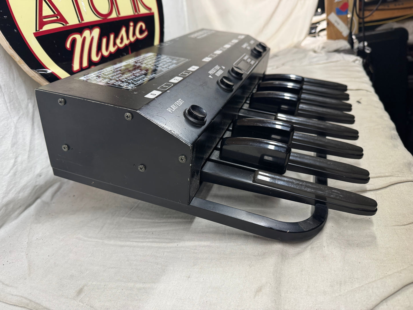 Hammond XPK-100 xpk100 MIDI Pedalboard