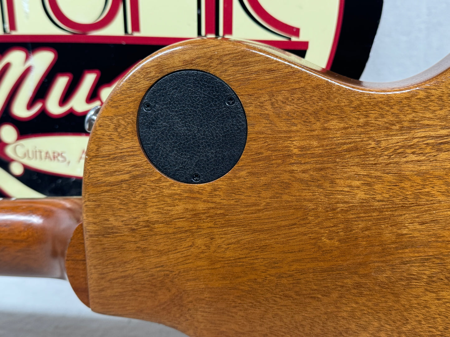 Gibson Les Paul Tribute Guitar 2018