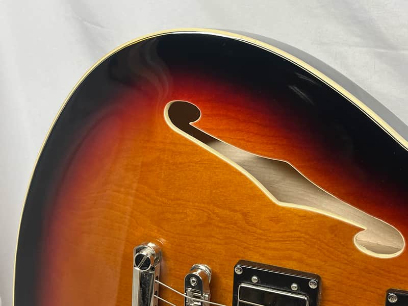Squier Classic Vibe Starcaster Semi-Hollow Body Electric Guitar - Image 4