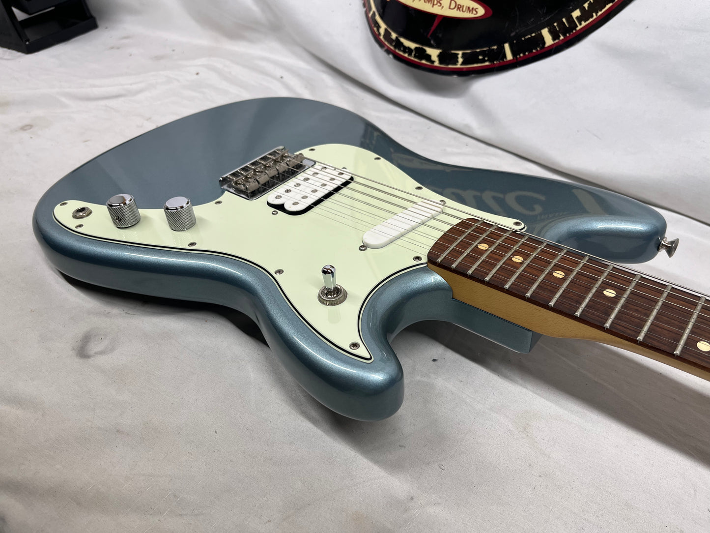 Fender Player Duo-Sonic HS Electric Guitar with Gig Bag MIM - Made in Mexico - Ice Blue Metallic
