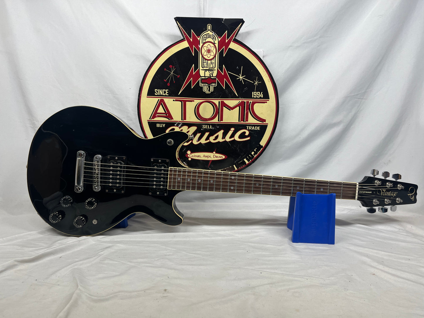 Vantage Entertainar VE-550 Electric Guitar