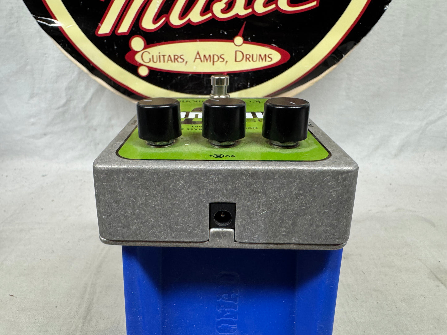 Electro-Harmonix Bass Big Muff Pi π Bass Fuzz Distortion Pedal