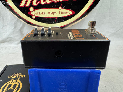 Walrus Audio Fundamental Tremolo Pedal with Box