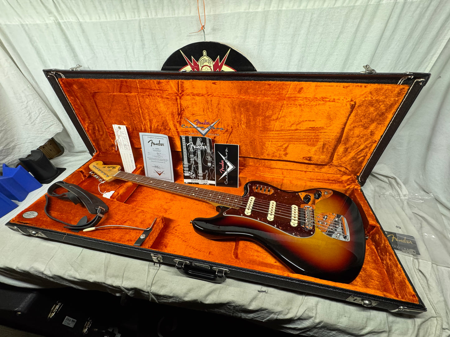 Fender USA Custom Shop Bass VI 6-string Bass with COA + Case 2006 - 3-Color Sunburst / Rosewood fingerboard