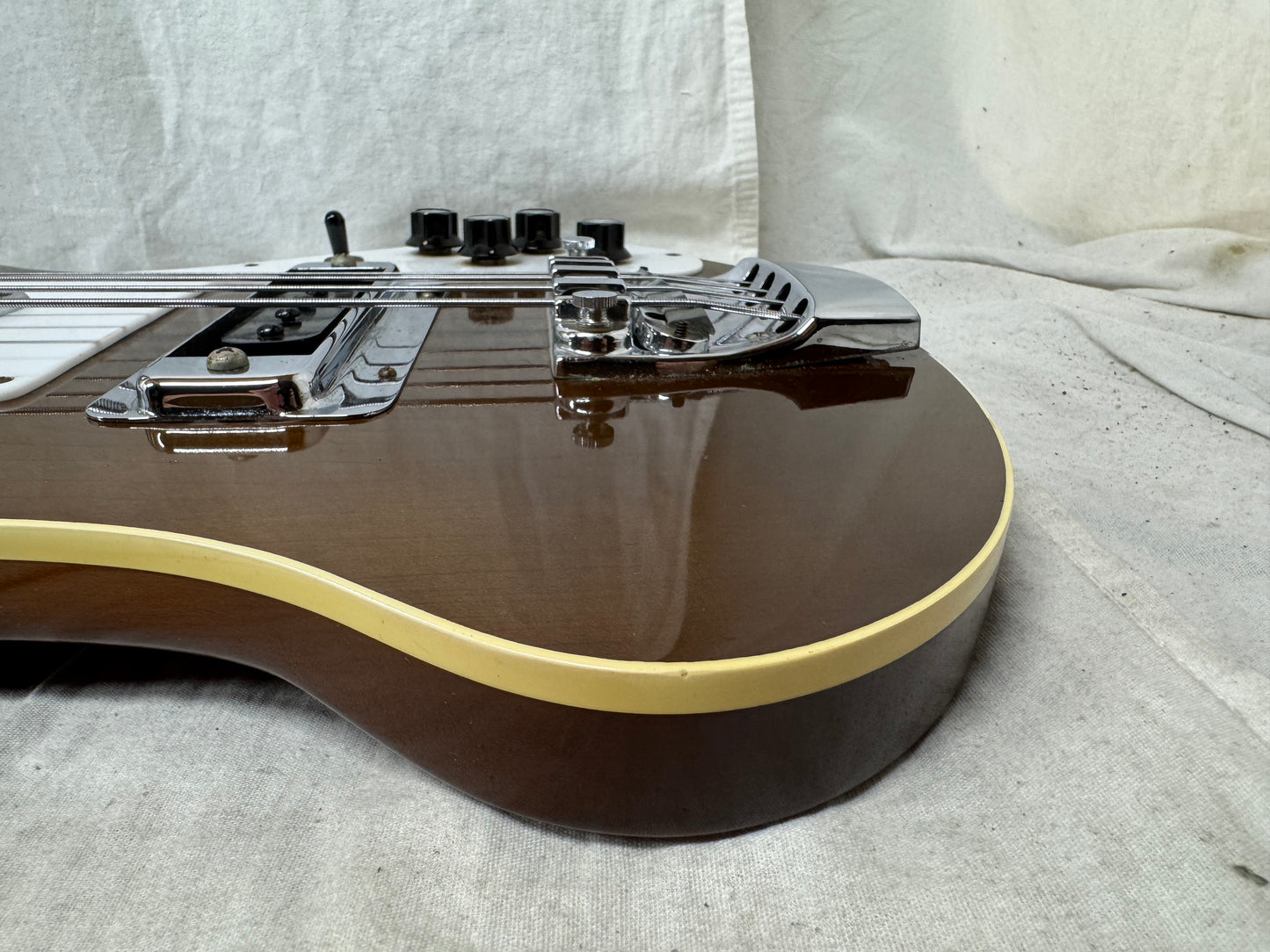 Rickenbacker 4001 4-string Bass with Case 1975