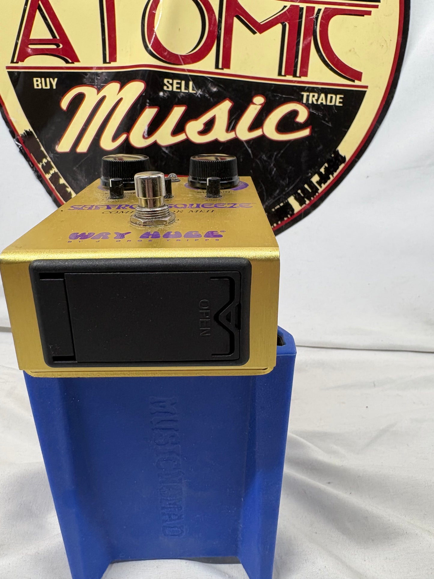 Way Huge WHE103 Saffron Squeeze MkII v2 Compressor Pedal