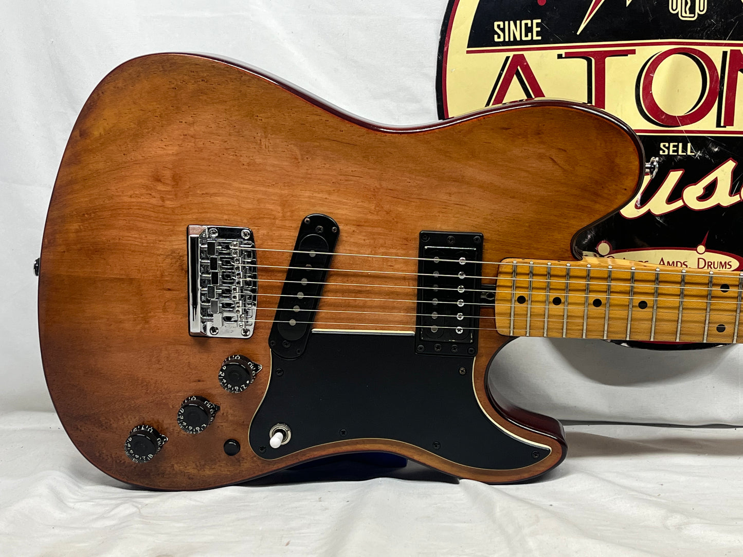 Yamaha SuperJam 800 Singlecut Electric Guitar