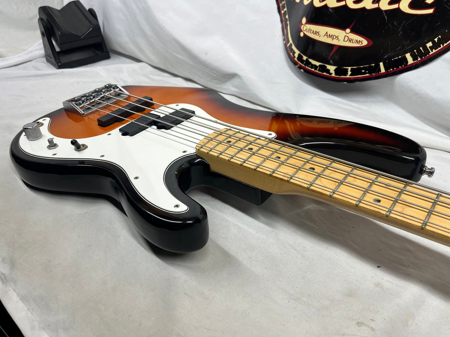 Fender Precision Bass P-Bass Plus 4-String Electric Bass - Brown Sunburst