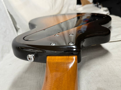 Yamaha SG-60T sg60t Guitar with Chipboard Case