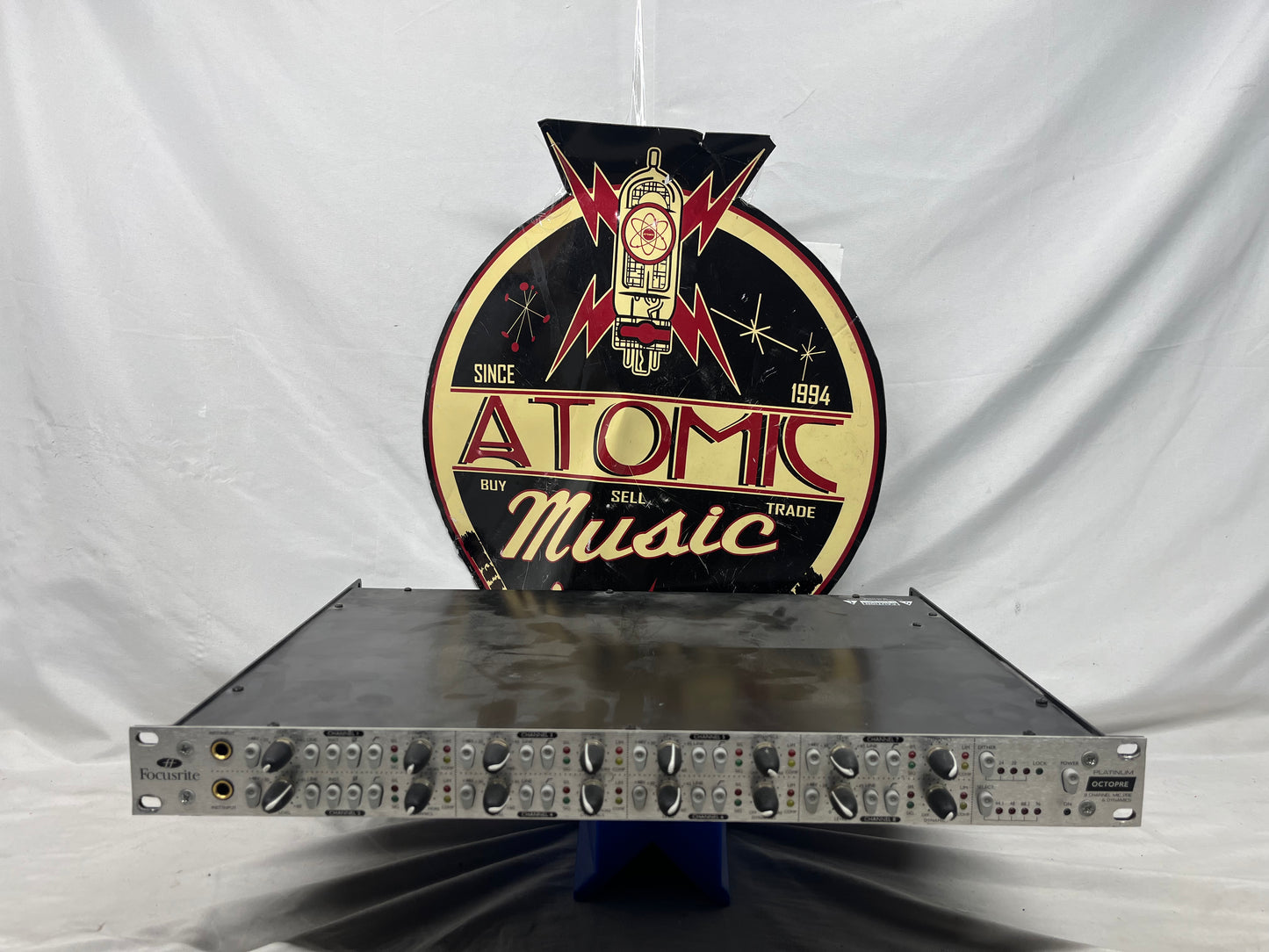 Focusrite Platinum Octopre 8-Channel Microphone Preamplifier & Dynamic Effects Rack Module