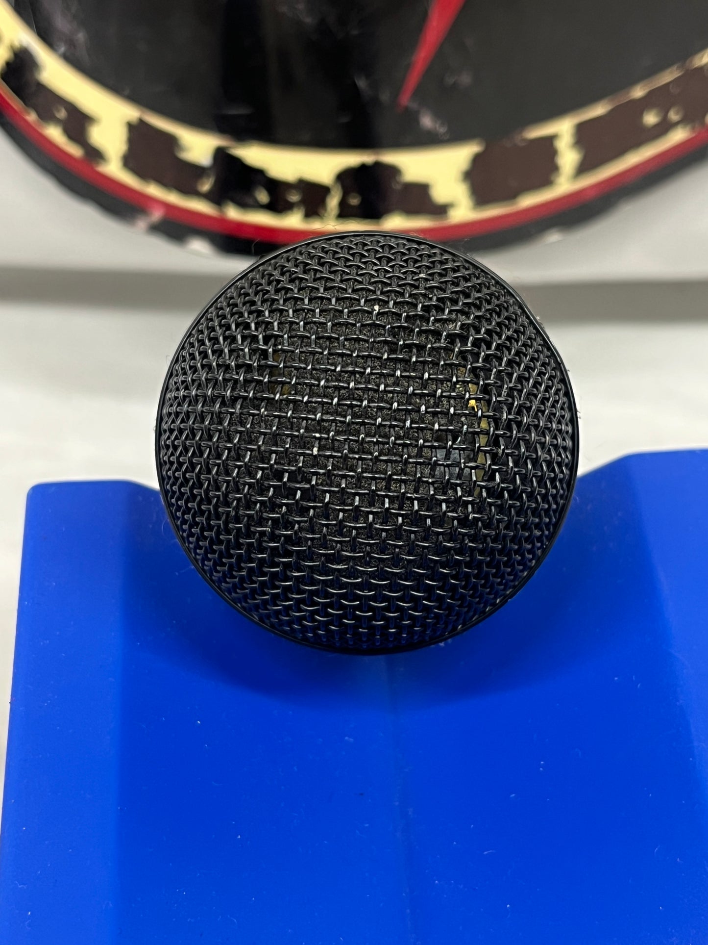 AKG Maestro DM700 Vintage Dynamic Cardioid Microphone
