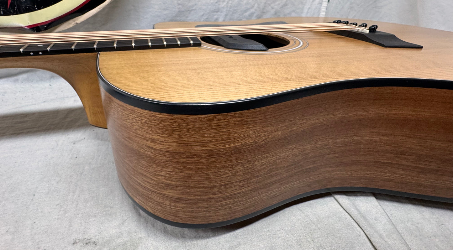 Taylor Somos Collection 150ce Bajo Quinto 10-string Dreadnought Acoustic Guitar with Soft Case 2026