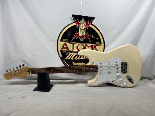 Fender Standard Stratocaster Strat Left Handed Lefty Electric Guitar - Arctic White