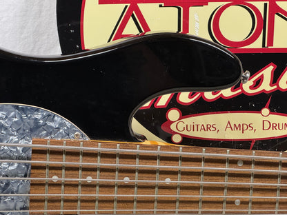 Line 6 Variax Model 700 4-string Bass 2005