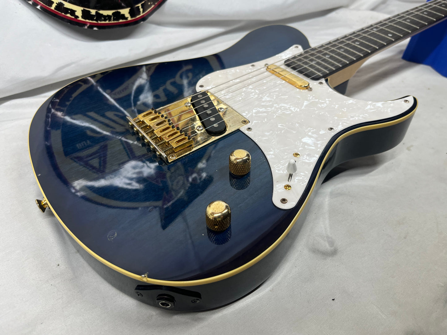 Yamaha Pacifica 302-S Singlecut Electric Guitar