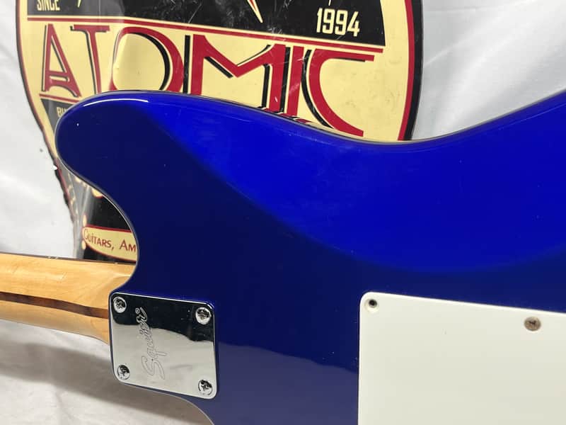 Squier Cyclone Electric Guitar - Image 13