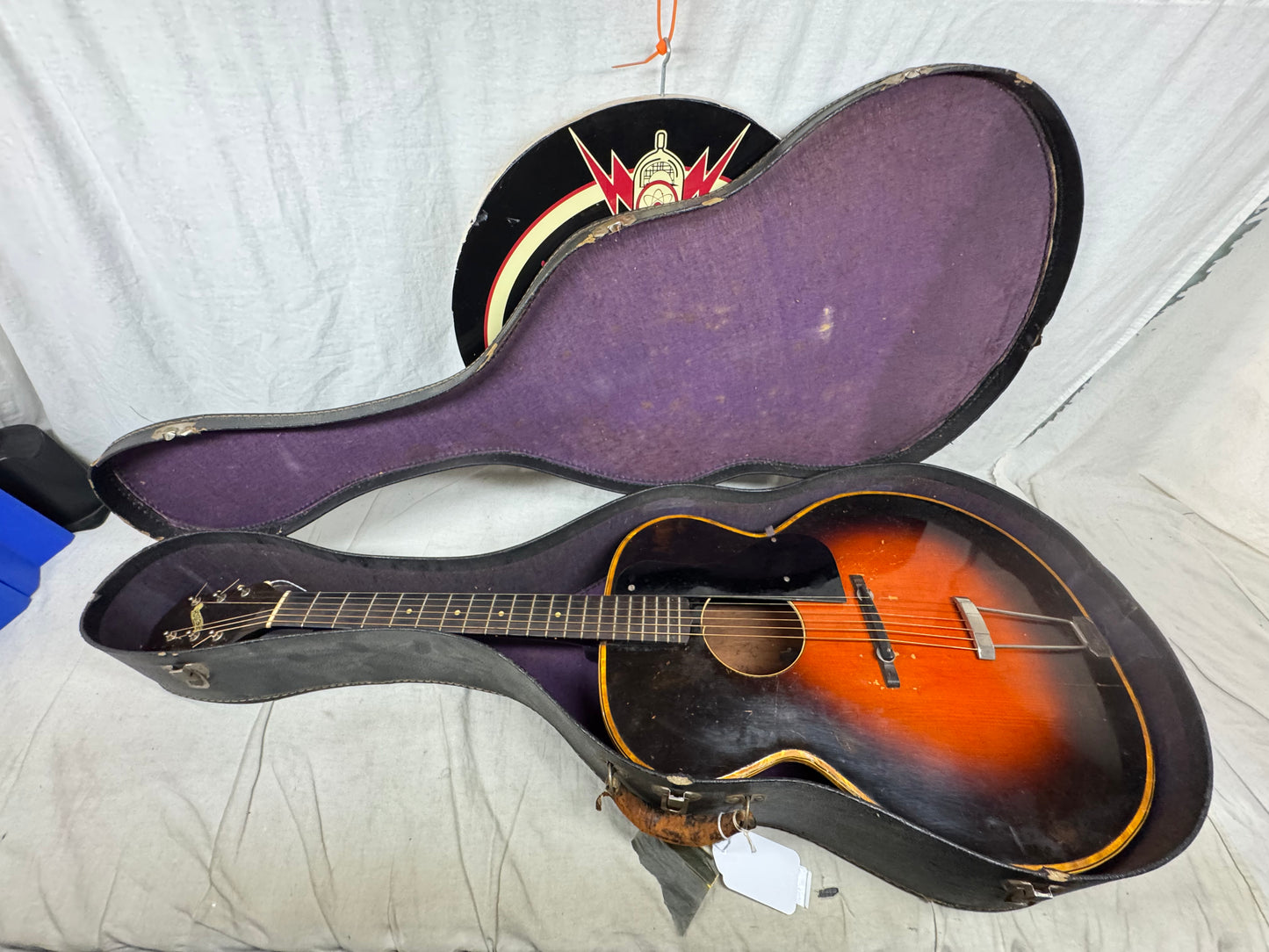 Gretsch Acoustic Guitar with Chipboard Case 1953
