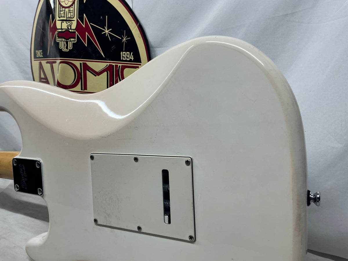 Squier Stratocaster - White