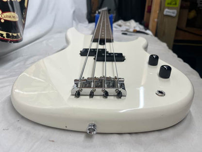 Yamaha RBX-200 4-String Doublecut Electric Bass - Image 18