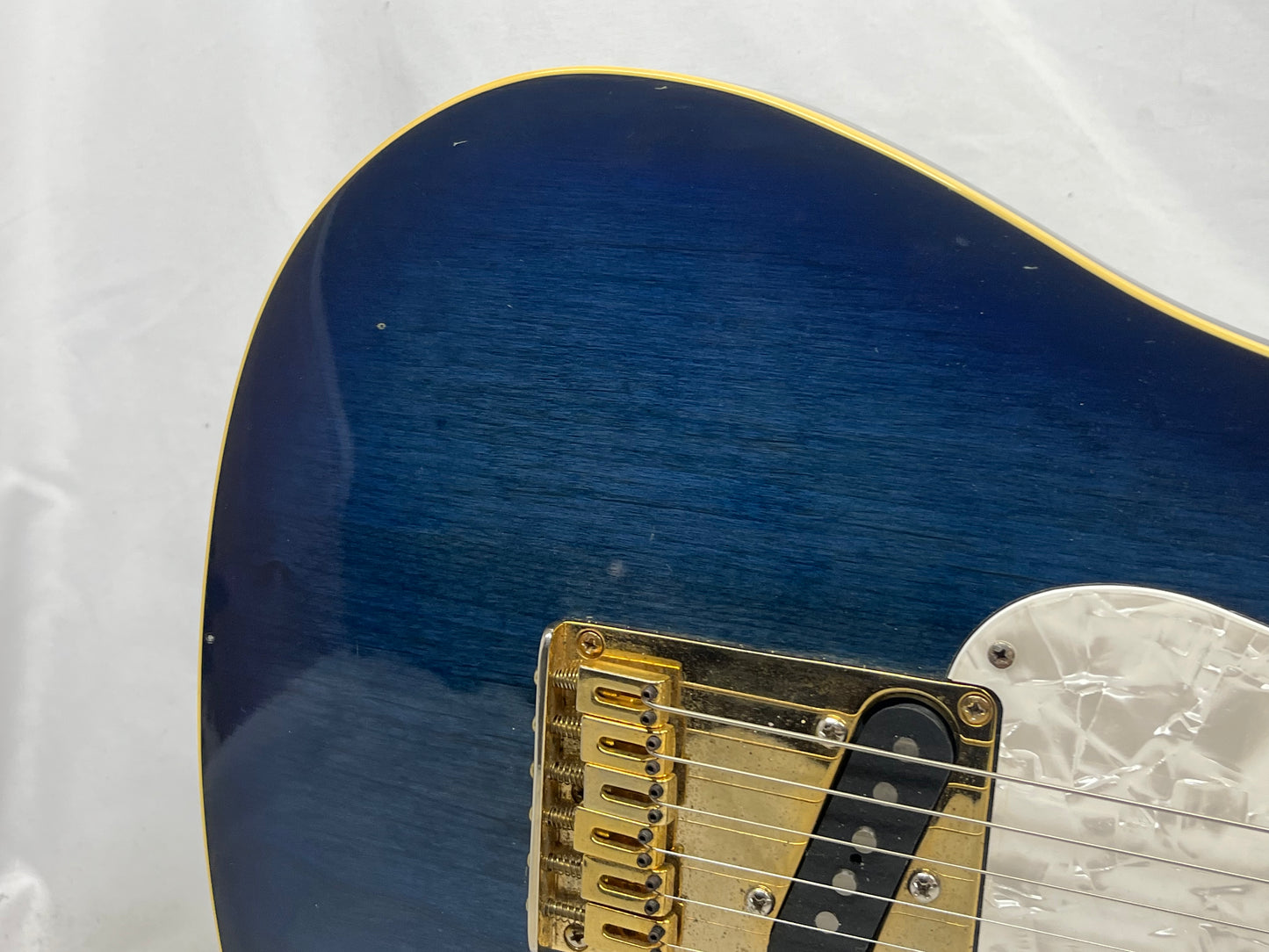 Yamaha Pacifica 302-S Singlecut Electric Guitar