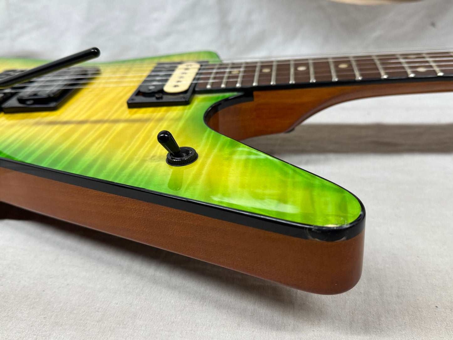 Dean Dimebag Dime Slime ML Guitar 2018 - Slime Green