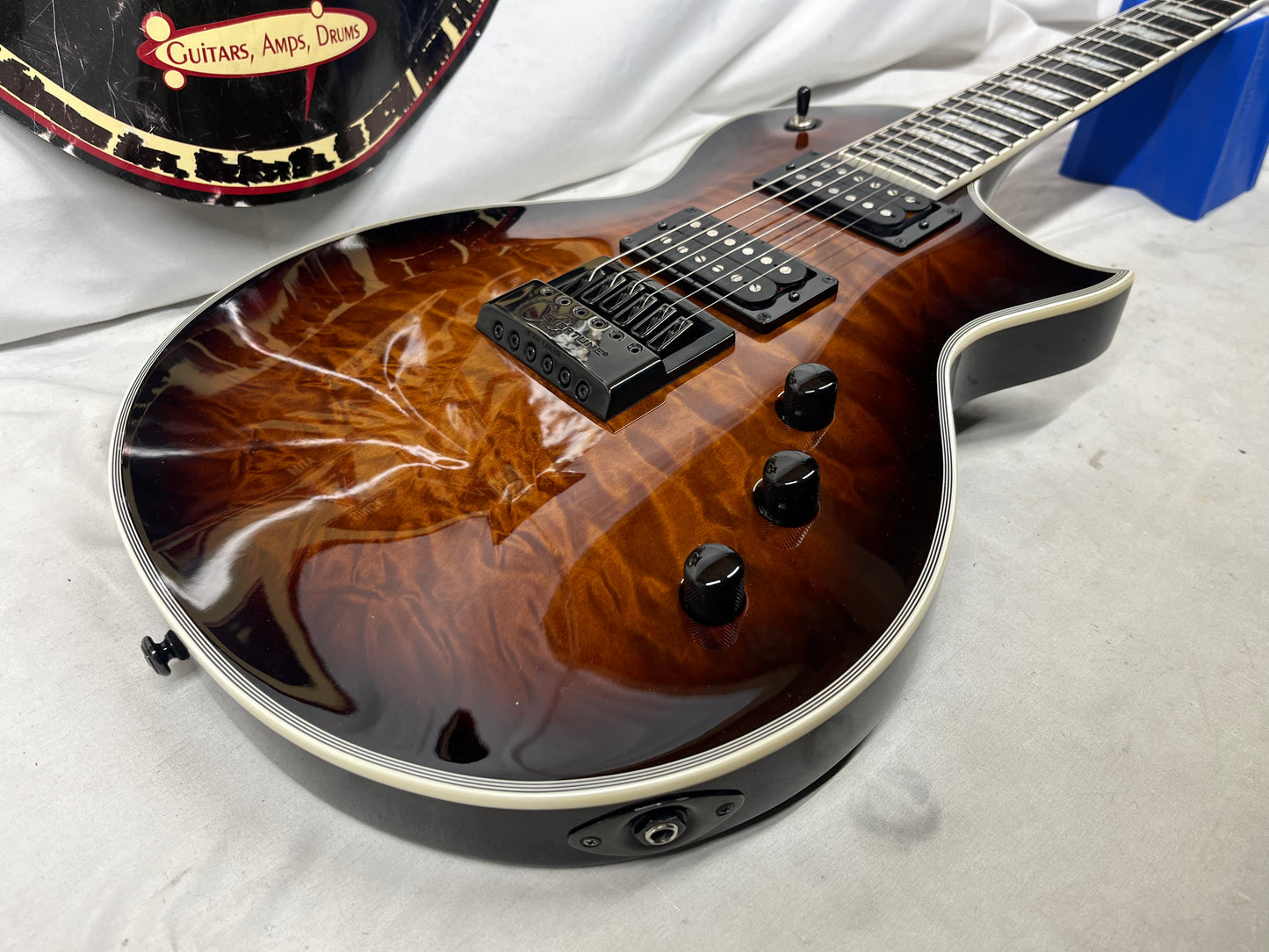 ESP LTD EC-1000 Deluxe Evertune Singlecut HH Electric Guitar