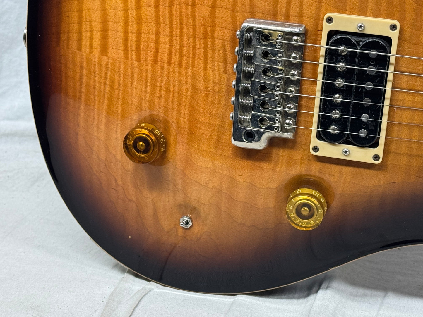 PRS Paul Reed Smith Custom 24 Guitar with Case 1988