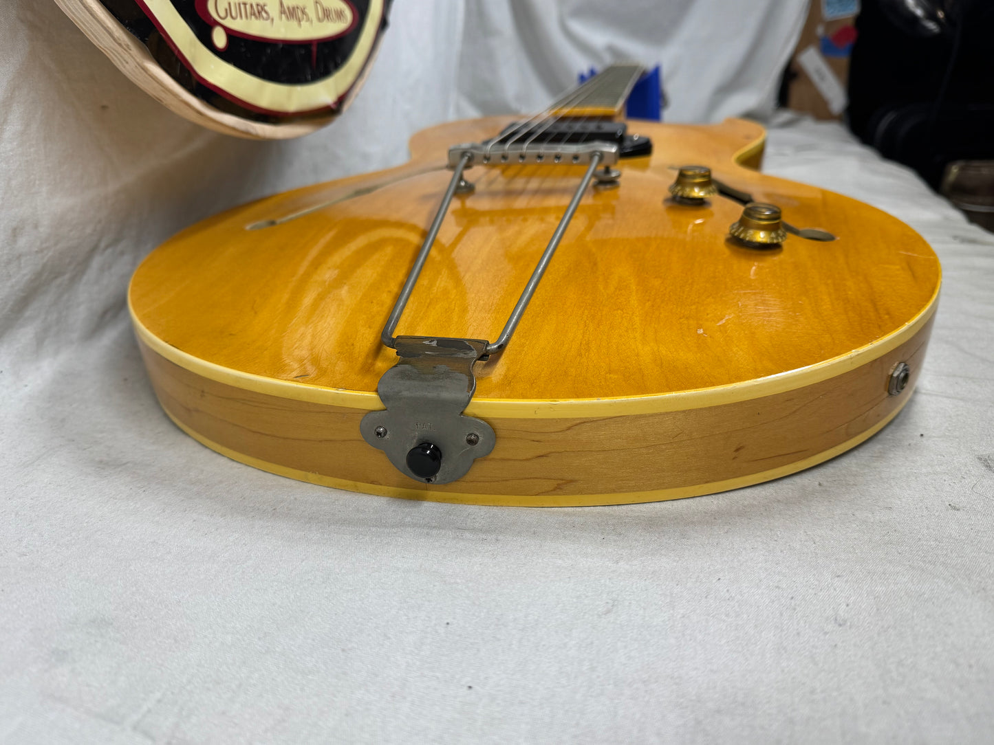 Gibson ES-225T es225t Thinline Hollowbody Singlecut Guitar with Epiphone Case 1957 - Natural - Local Pickup Only