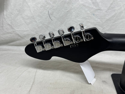 Dunable Yeti Bass VI 6-string Bass Guitar with Case