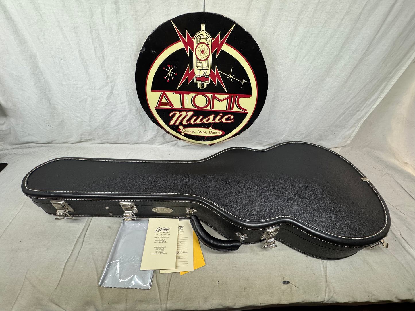 Collings Guitars CL DLX Deluxe Singlecut Guitar with Case
