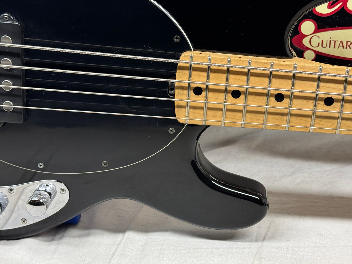 Ernie Ball Music Man Stingray sting ray 3 EQ H 3eq 4-string Bass with Case 2003 - Black / Maple neck