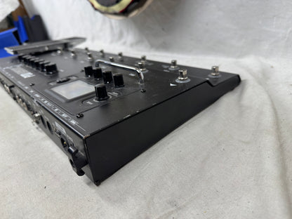 Line 6 POD HD500X Guitar Multi-Effects Preamp Pedal with Power Supply