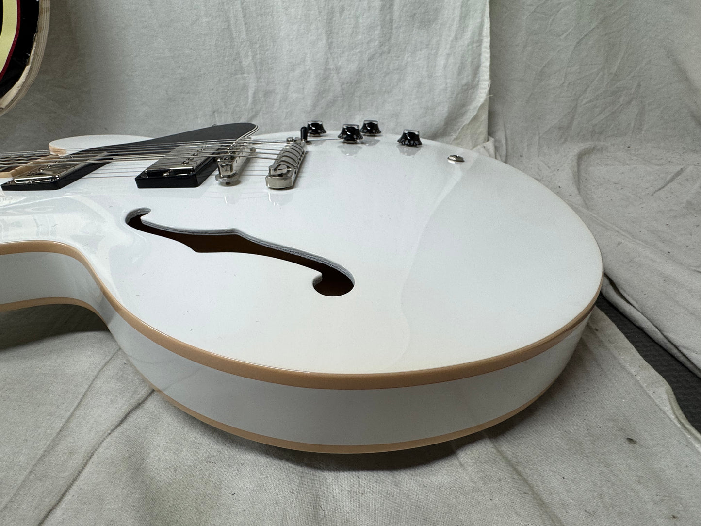 Gibson ESDT335 ESDT 335 ES-335 Semi-Hollowbody Guitar with Case 2001