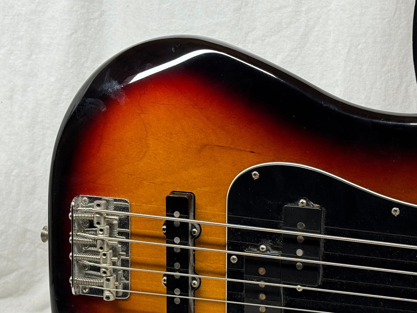 Fender American Performer Precision Bass 4-string P-Bass 2021 - 3-Color Sunburst / Rosewood fingerboard