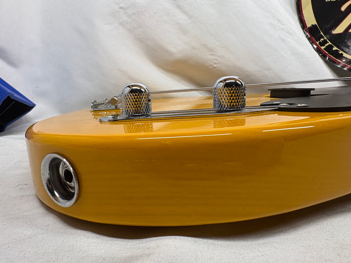 Fender Precision Bass - Butterscotch Blonde with Maple Fretboard