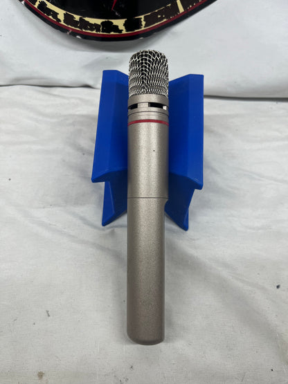 AKG C1000S Small-Diaphragm Multi-Pattern Condenser Microphone with Case and Mic Clip