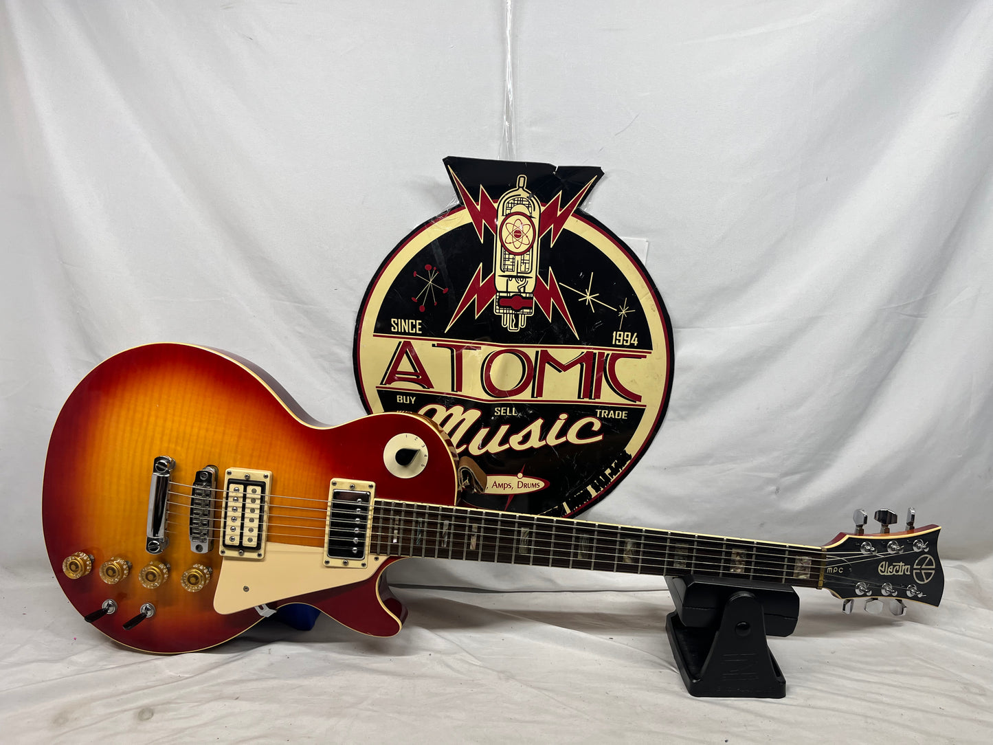Electra MPC Standard X330 Singlecut Electric Guitar