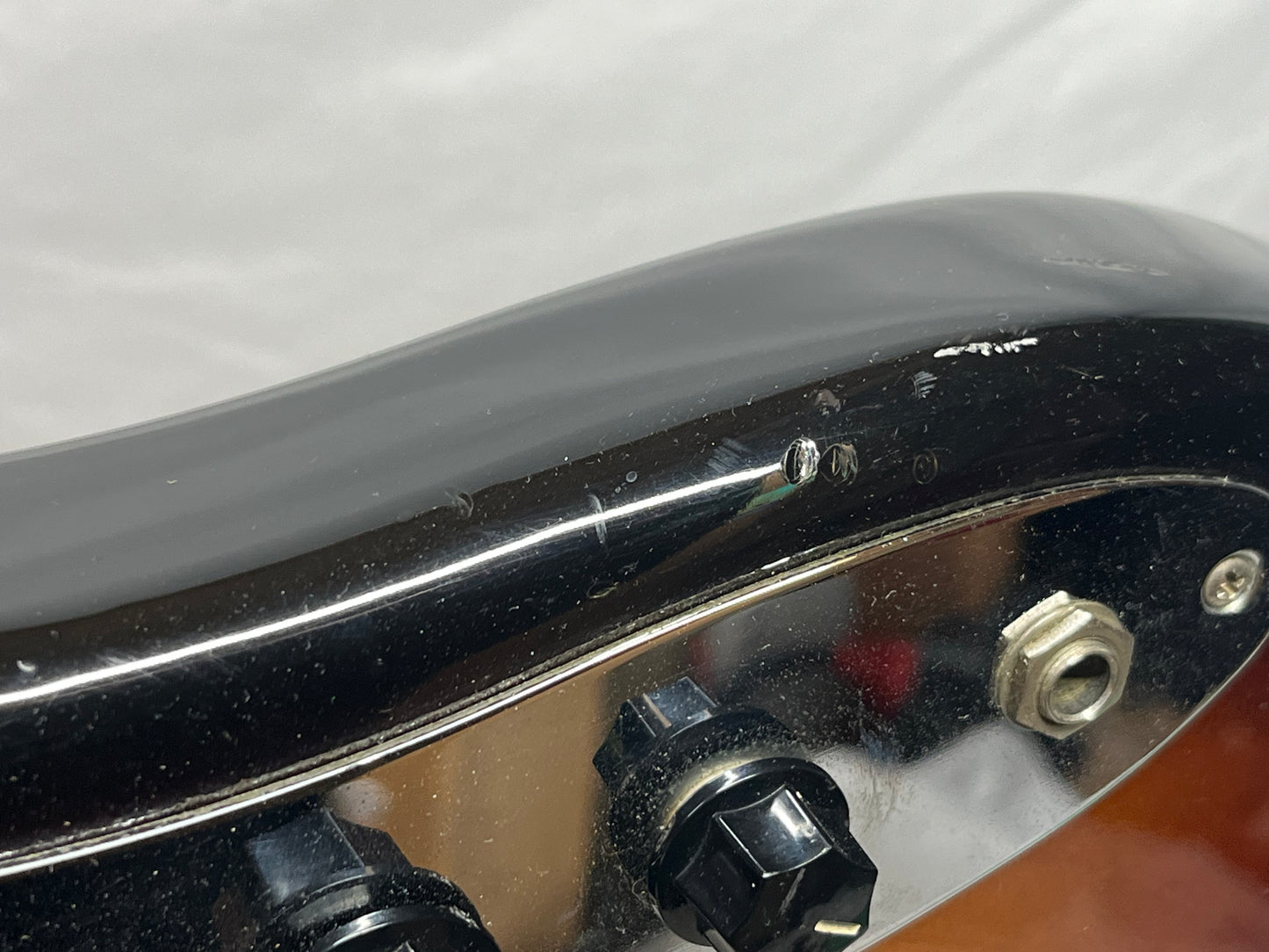Fender Jaco Pastorius Signature Fretless 4-String Electric Jazz Bass - 3-Color Sunburst