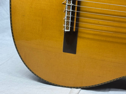 Masaru Kohno Classical Acoustic Guitar with Case - MIJ Made In Japan - previously owned by Charlie Byrd 1979