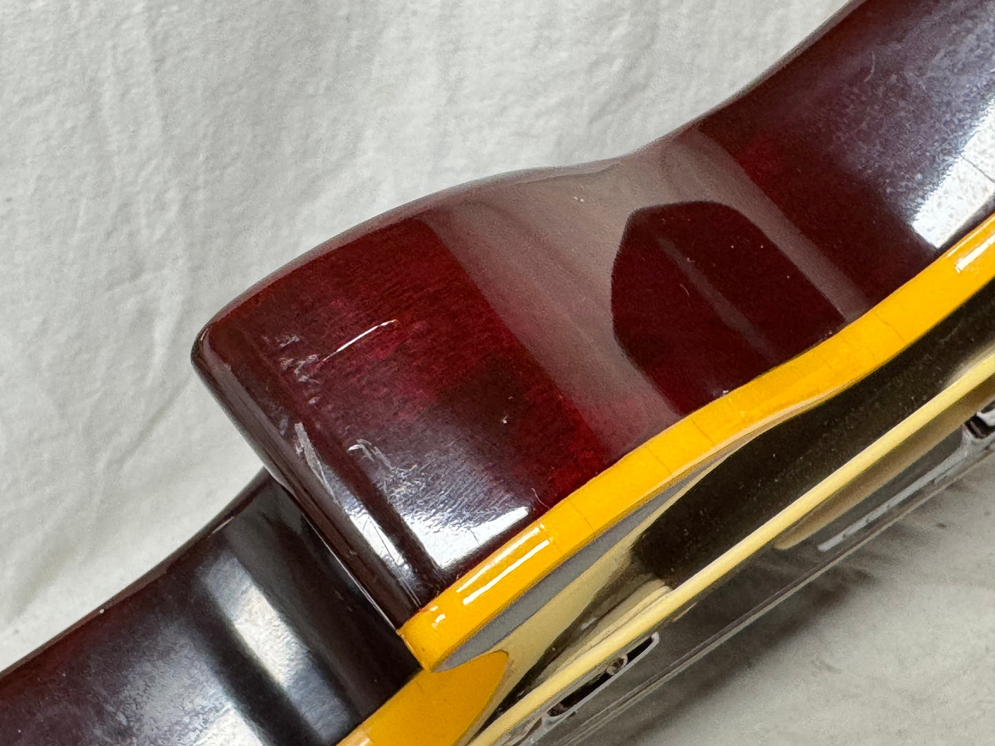 Gibson Les Paul Deluxe Guitar with Case 1978