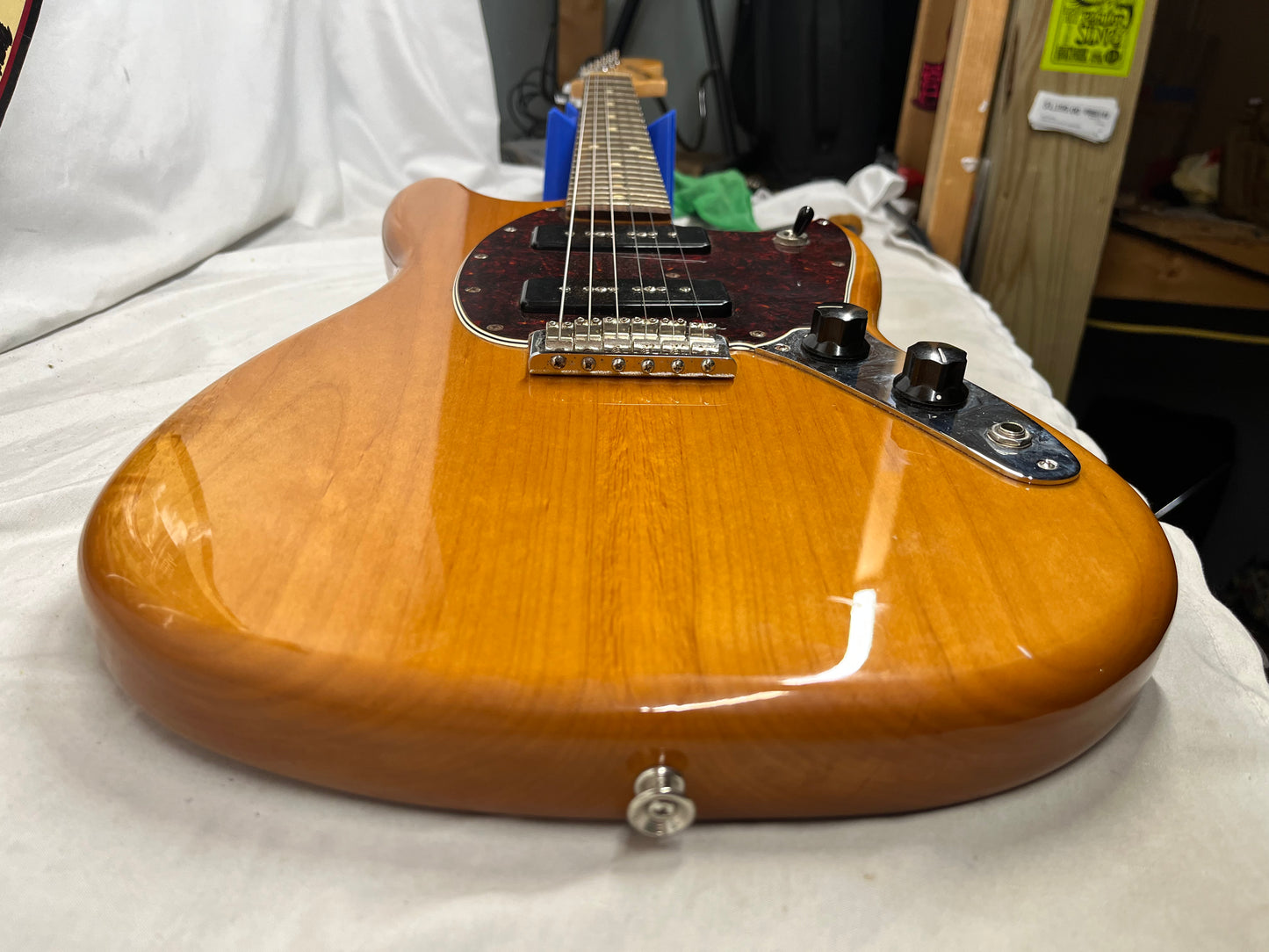 Fender Player Mustang 90 Electric Guitar - Aged Natural