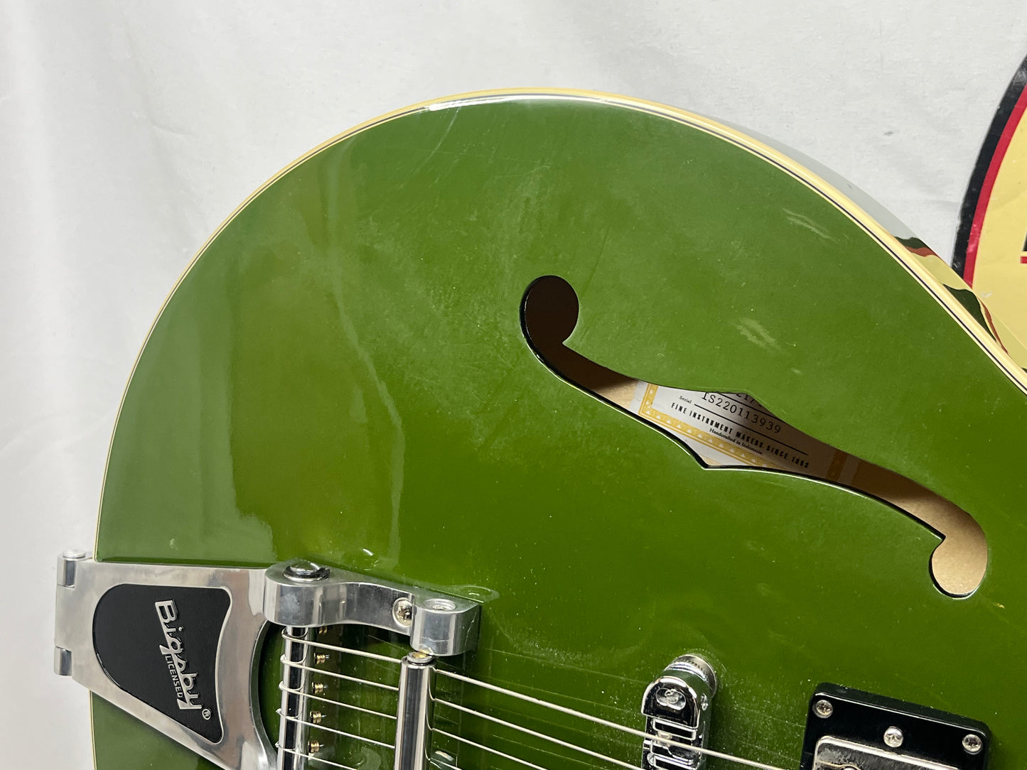 Gretsch Streamliner G2622T Semi-Hollow Body Electric Guitar - Torino Green with Case
